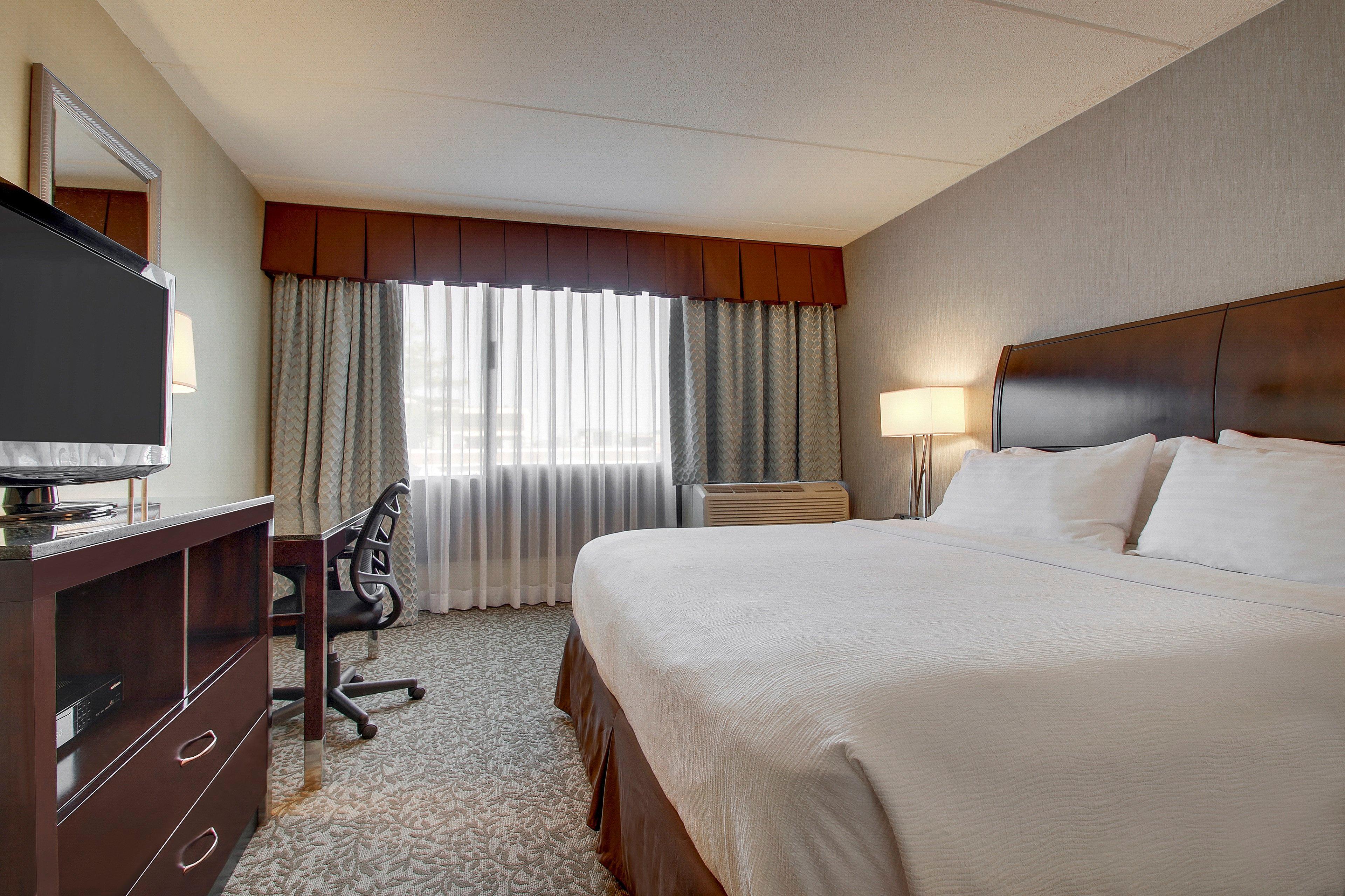 Holiday Inn Westbury-Long Island By Ihg Carle Place Εξωτερικό φωτογραφία
